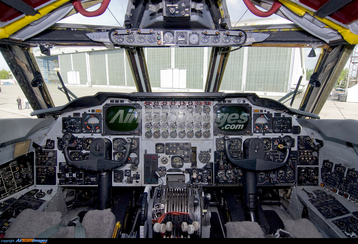 B52 Cockpit