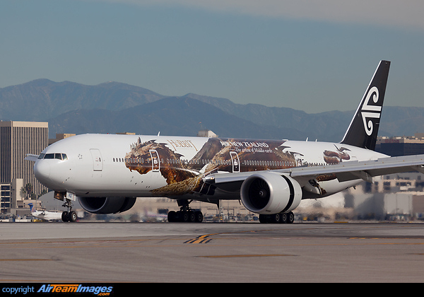 Boeing 777-319/ER Air New Zealand ZK-OKO - AirTeamImages.com