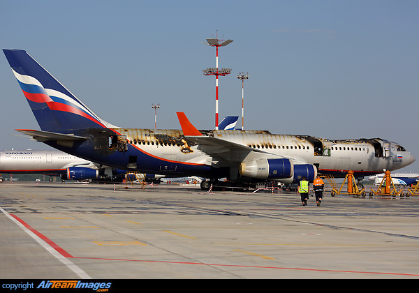 Ilyushin Il-96-300 Fire Aeroflot Russian Airlines RA-96010