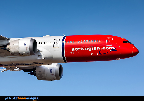 Boeing 787-9 Dreamliner Norwegian Long Haul LN-LNU - AirTeamImages.com