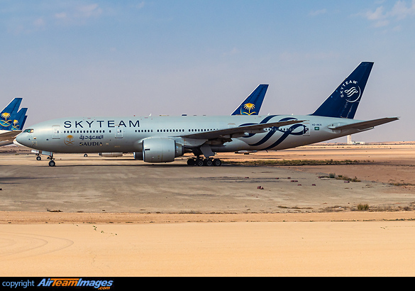 SAUDI ARABIAN AIRLINES BOEING777す Boeing 777-268/ER Saudi Arabian Airlines HZ-AKA