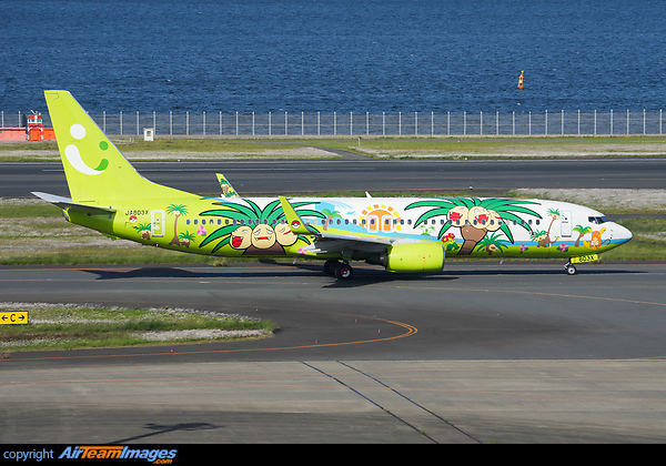 Boeing 737-86N Solaseed Air JA803X - AirTeamImages.com
