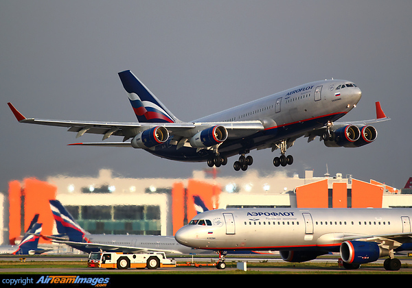 ※専用AEROFLOT Ilyushin IL-96-300 RA-96015 Aeroflot Ilyushin Il-96-300 RA-96015 Phoenix PH4AFL2311