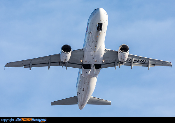 Airbus A320-214 Swiss International Air Lines HB-IJN