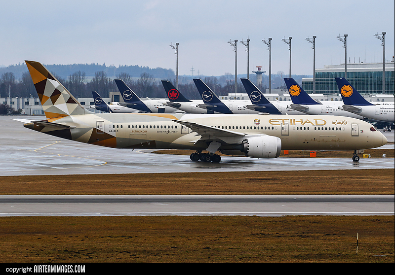Boeing 787-9 Dreamliner Etihad Airways A6-BLO - AirTeamImages.com