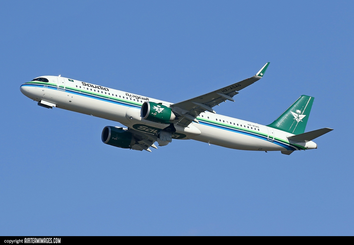 モナーク航空A IR B U S A321 A321 IR B S モナーク航空A U