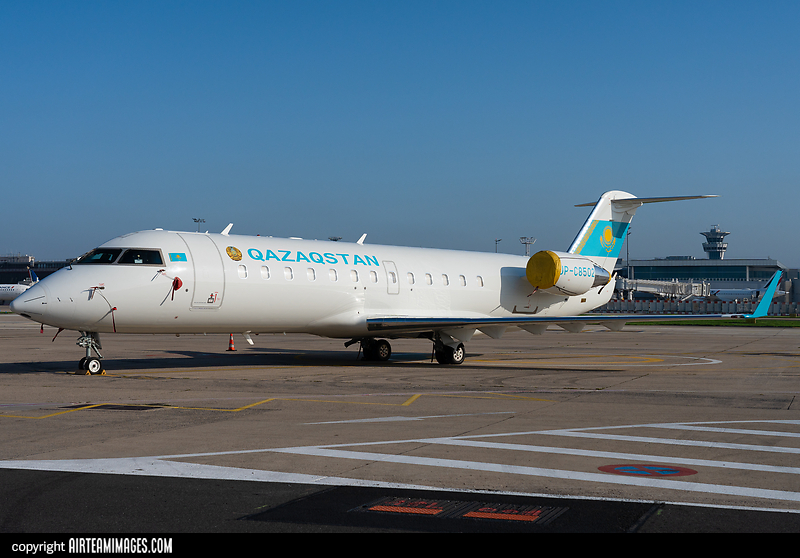 Bombardier Challenger 850 Kazakhstan Government UP-C8502 ...