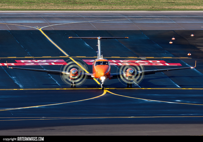 Beechcraft King Air 350 DFS - Deutsche Flugsicherung D-CFME ...