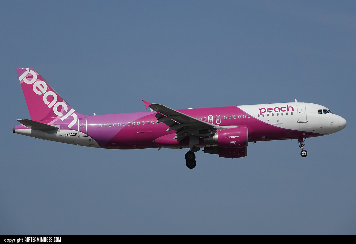 ピーチ　　A320 Airbus A320-214 Peach Aviation JA822P - AirTeamImages.com