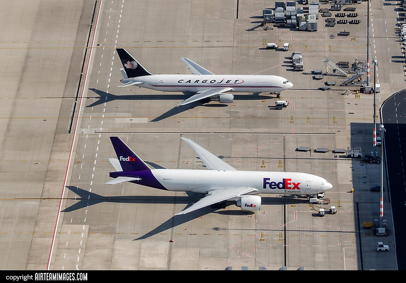航空機・ヘリコプター BOEING 777-FS2 FedEx N897FD - Boeing 777-FS2 - FedEx - Flightradar24