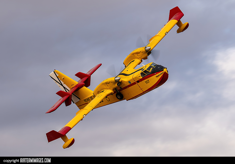 496114 Canadair CL-215T Spain - Spanish Air Force UD13-23 - AirTeamImages.com
