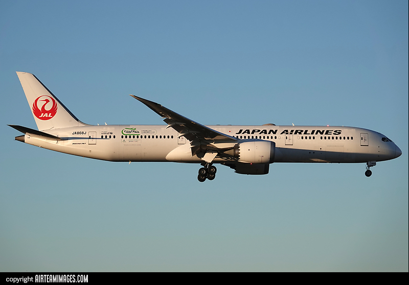 Boeing 787-9 Dreamliner JAL - Japan Airlines JA868J Large