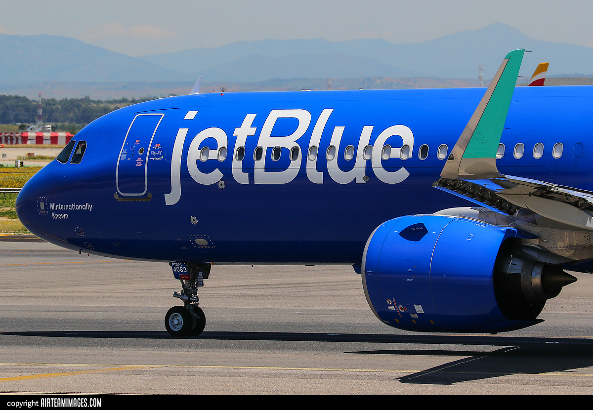 Airbus A321-271NX JetBlue Airways N4083J - AirTeamImages.com