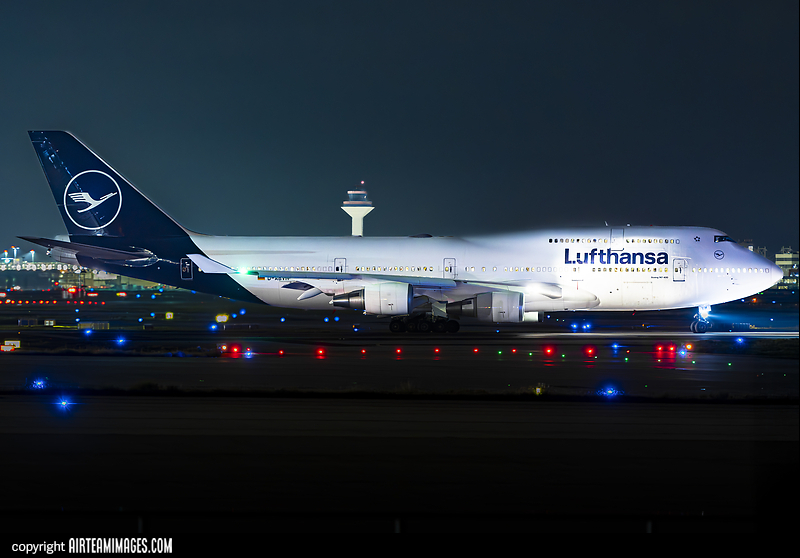 Boeing 747-430 Lufthansa D-ABVM - AirTeamImages.com
