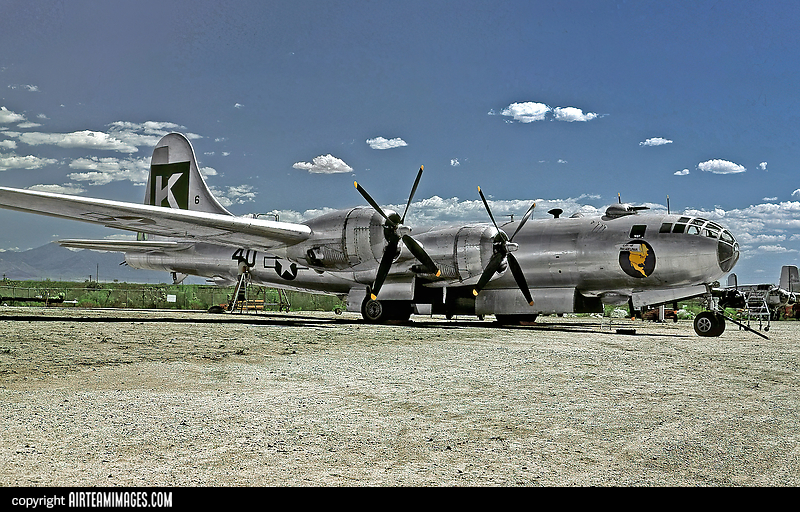 洋書 AMERICAN MILITARY AIRCRAFT 519No00mnLL._AC_SY200_QL15_.jpg